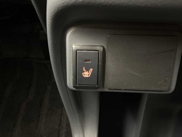 マツダ フレア クロスオーバー XS 福島県 2016(平28)年 2.7万km アクティブイエロー/ブラック2トーン /禁煙車//4WD//社外ナビ//BluetoothAudio//フルセグTV//ETC//シートヒーター//純正フロアマット//純正15インチアルミホイール//レーンキープアシスト//HIDヘッドライト//オートライト//フォグランプ//アイドリングストップ//衝突軽減システム//スマートキー//スペアキー1本あり