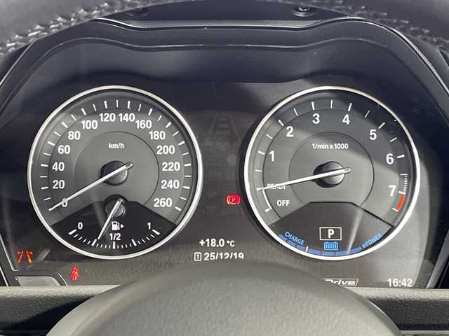 ＢＭＷ ２２５ＸＥ アイパフォーマンス アクティブツアラー Mスポーツ 神奈川県 2017(平29)年 3.9万km サファイアブラックP 4WD/純正8.8型HDDナビ/AM　FM　DVD　CD　MSV　AUX　USB　Bluetooth/バックカメラ/インテリジェントセーフティ/ルームミラー内蔵ETC2.0/黒革シート/前席パワーシート（運転席2メモリ）/前席シートヒーター/革巻ステアリング/ステアリングリモコン/クルーズコントロール/社外ドライブレコーダー（ZD600WF)/eDrive/充電ケーブル/トノカバー/ISOFIX対応/スマートキー×2/保証書/取扱説明書/パワーバックドア/純正17インチアルミ/衝突警告/歩行者警告/車線逸脱警告