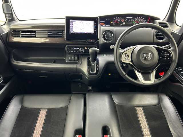 ホンダ Ｎ ＢＯＸ カスタム G L ターボ ホンダセンシング 三重県 2019(令1)年 2.7万km プレミアムベルベットパープル・パール /禁煙車//純正ナビ//フルセグ/Bluetooth/iPod/SD/CD/DVD/AM/FM//レーダークルーズコントロール//前席シートヒーター//両側パワースライドドア//パドルシフト//バックモニター//LEDヘッドライト//ビルトインETC//純正アルミホイール