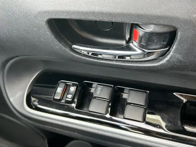 トヨタ アクア G 宮崎県 2015(平27)年 8.5万km ダークバイオレットマイカメタリック (株)IDOMが運営する【じしゃロン宮崎店】の自社ローン対象車両になります。こちらは現金ご利用時の価格です。/自社ローンご希望の方は別途その旨お申付け下さい。//ナビ(NSZT-W64)//TV/CD/DVD/Bluetooth//バックカメラ//前席シートヒーター//クルーズコントロール//純正フロアマット//ドアバイザー//オートライト//ステアリングスイッチ//取扱説明書//保証書