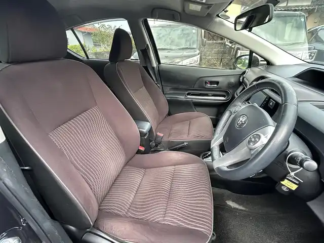 トヨタ アクア G 宮崎県 2015(平27)年 8.5万km ダークバイオレットマイカメタリック (株)IDOMが運営する【じしゃロン宮崎店】の自社ローン対象車両になります。こちらは現金ご利用時の価格です。/自社ローンご希望の方は別途その旨お申付け下さい。//ナビ(NSZT-W64)//TV/CD/DVD/Bluetooth//バックカメラ//前席シートヒーター//クルーズコントロール//純正フロアマット//ドアバイザー//オートライト//ステアリングスイッチ//取扱説明書//保証書