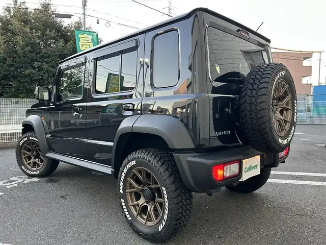 スズキ ジムニー ノマド FC 埼玉県 2025(令7)年 0.2万km 黒 ワンオーナー/スズキセーフティサポート/　・デュアルカメラブレーキサポート（DCBS）/　・車線逸脱警報/　・ハイビームアシスト/　・アダプティブクルーズコントロール/社外9インチメモリナビ（MDV-M911HDF）/　DTV/CD/DVD/BT/AppleCarplay/AndroidAuto//　HDMI/SD/SDREC/バックカメラ/社外16インチアルミ/社外デジタルインナーミラー/前席シートヒーター/ヒルディセントコントロール/トラクションコントロール/アイドリングストップ/ビルトインETC/前後ドライブレコーダー/エンジンスタートボタン/スマートキー/スペアキー/純正LEDヘッドライト/オートライト/純正アルミホイールあり/純正フロアマット