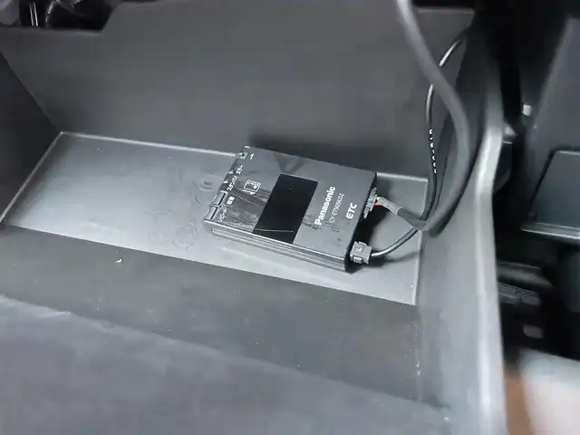 スバル ＢＲＺ R 群馬県 2023(令5)年 0.8万km クリスタルホワイトP ワンオーナー/6F/BLITZ車高調/スバルリヤビークルディテクション/ステアリング連動ヘッドランプ/社外ATOTOディスプレイオーディオ/バックカメラ/ETC/クルーズコントロール/革巻きステアリング/ステアリングスイッチ/LEDヘッドライト/オートライト/社外ドライブレコーダー/社外スマホホルダー/横滑り防止/電動格納ミラー/純正フロアマット/取扱説明書/保証書/スペアキー