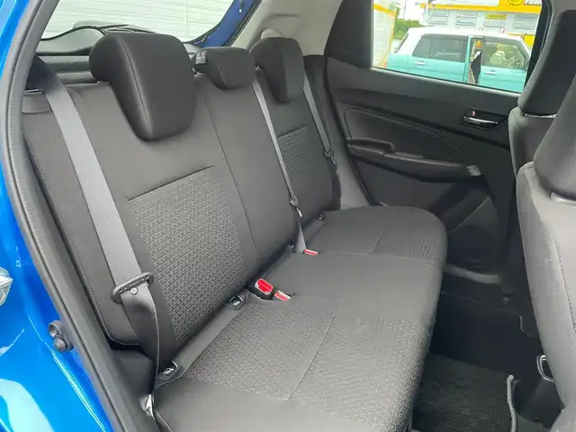 スズキ スイフト XG LTD 埼玉県 2018(平30)年 4.8万km スピーディーブルーM /4WD//社外メモリナビ//フルセグTV//CD/DVD/Bluetooth//クルーズコントロール//前2席シートヒーター//ETC//スマートキー×2//衝突軽減ブレーキ//車線逸脱警報//W.サイド.カーテンエアバッグ//ABS//横滑り防止装置//前後ドライブレコーダー(SD欠)//革巻きステアリング//オートライト//Fフォグランプ//プライバシーガラス//ドアバイザー//新車時保証書//取扱説明書//ナビ取説