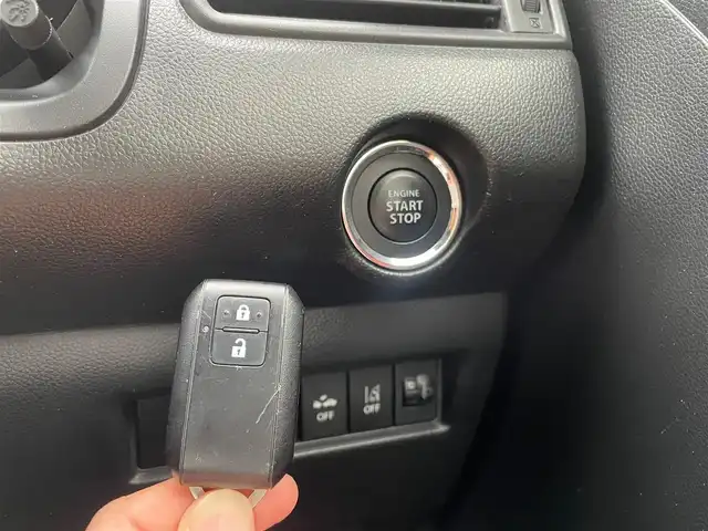 スズキ スイフト XG LTD 埼玉県 2018(平30)年 4.8万km スピーディーブルーM /4WD//社外メモリナビ//フルセグTV//CD/DVD/Bluetooth//クルーズコントロール//前2席シートヒーター//ETC//スマートキー×2//衝突軽減ブレーキ//車線逸脱警報//W.サイド.カーテンエアバッグ//ABS//横滑り防止装置//前後ドライブレコーダー(SD欠)//革巻きステアリング//オートライト//Fフォグランプ//プライバシーガラス//ドアバイザー//新車時保証書//取扱説明書//ナビ取説