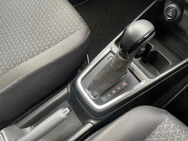 スズキ スイフト XG LTD 埼玉県 2018(平30)年 4.8万km スピーディーブルーM /4WD//社外メモリナビ//フルセグTV//CD/DVD/Bluetooth//クルーズコントロール//前2席シートヒーター//ETC//スマートキー×2//衝突軽減ブレーキ//車線逸脱警報//W.サイド.カーテンエアバッグ//ABS//横滑り防止装置//前後ドライブレコーダー(SD欠)//革巻きステアリング//オートライト//Fフォグランプ//プライバシーガラス//ドアバイザー//新車時保証書//取扱説明書//ナビ取説