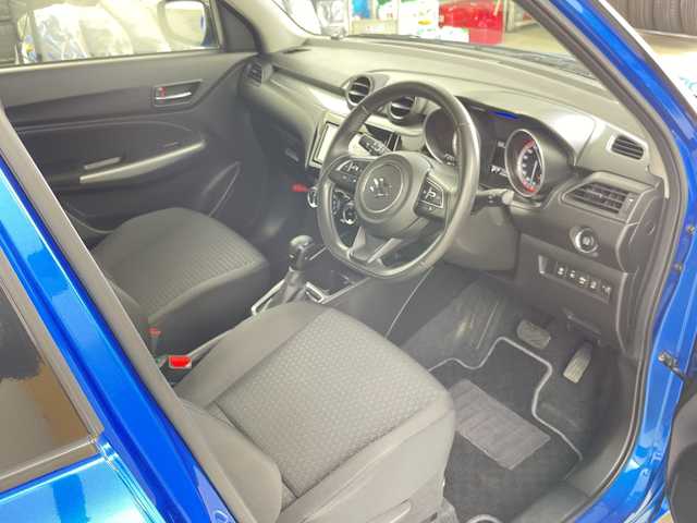 スズキ スイフト XG LTD 道央・札幌 2018(平30)年 4.8万km スピーディーブルーM ・4WD/・社外メモリナビ　フルセグTV/CD/DVD/BT/・アダプティブクルーズコントロール/・シートヒーター/・衝突軽減ブレーキ/・車線逸脱警報/・横滑り防止装置/・前後ドライブレコーダー(SD欠)/・革巻きステアリング/・オートライト/・Fフォグランプ/・プライバシーガラス/・ドアバイザー/・新車時保証書/・取扱説明書/・ナビ取説/・ETC