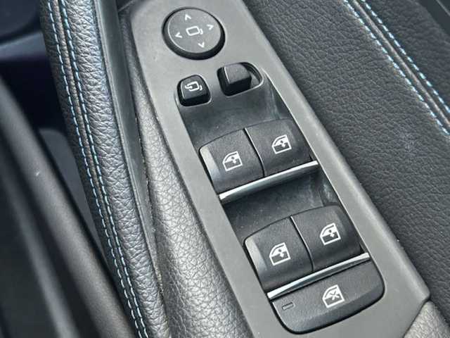 ＢＭＷ ５２３ｄ ED ミッション:インポッシブル 茨城県 2018(平30)年 2.8万km パール 純正ナビ/（FM/AM/BT/フルセグ）/パドルシフト /ヘッドアップディスプレイ /オートクルーズコントロール /全方位カメラ /パワーシート /衝突軽減ブレーキ /オートライト /コーナーセンサー /スマートキー/アイドリングストップ/ウィンカーミラー/パワーバックドア/ETC