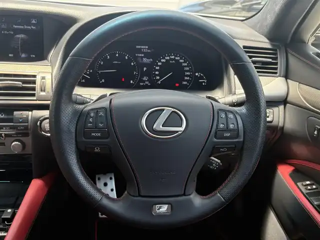 レクサス ＬＳ 460 Fスポーツ Xライン 埼玉県 2015(平27)年 3.7万km ホワイトノーヴァガラスフレーク ・身内内名義変更/・特別仕様車/・TRDアンダーエアロ/・TRDマフラー/・鍛造純正19インチアルミ/・データーシステムRスペックエアサスコントローラー/・ガラスサンルーフ/・純正ナビフルセグTV/・BT DVD　CD（TVキャンセラー付）/・10スピーカー/プレミアムサウンドシステム/・バックカメラ/・DSRC ETC/・赤/黒コンビレザーシート/・シートヒーター/・エアーシート/・ステアリングヒーター/・パドルシフト　/・プリクラッシュ　　ミリ波レーダークルーズコントロール/（全車速追従機能付き）/・電子パーキングブレーキ/・オートホールド/・アルカンターラルーフ/・電動サンシェード/・オートハイビーム/・オートライト/・LEDフォグライト/・ヘットライトクリーナー/・スマートキー×２/・カードキー×１/・プッシュスタート/・パワーバックドア/・BSM/・コーナーセンサー/・保証書/・取説/・ディーラー点検記録複数年有