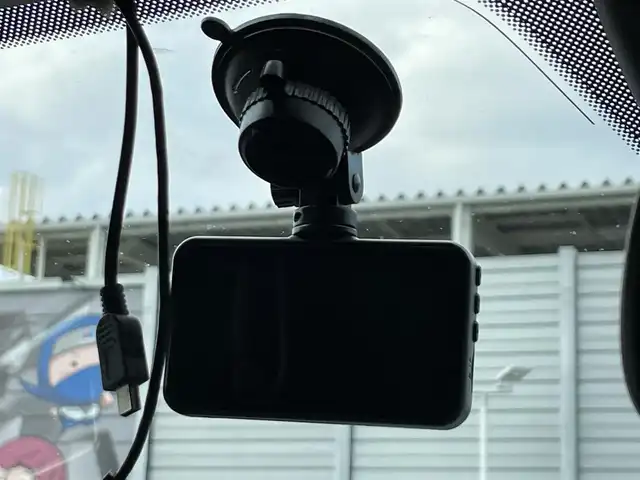 マツダ ＣＸ－５ XD Lパッケージ 滋賀県 2016(平28)年 3.7万km クリスタルホワイトパールマイカ 禁煙車/純正ナビ/（BT/CD/DVD/AUX/フルセグ）/バック・サイドカメラ/前後ドライブレコーダー/ビルトインETC/シートヒーター/フロントエアロ/衝突被害軽減ブレーキ/レーンキープアシスト/レーダークルーズコントロール/本革シート/パワーシート/メモリシート/オートエアコン/アイドリングストップ/コーナーセンサー/ステアリングスイッチ/電動パーキング/オートライト/電動格納ミラー/フォグランプ/MT付AT