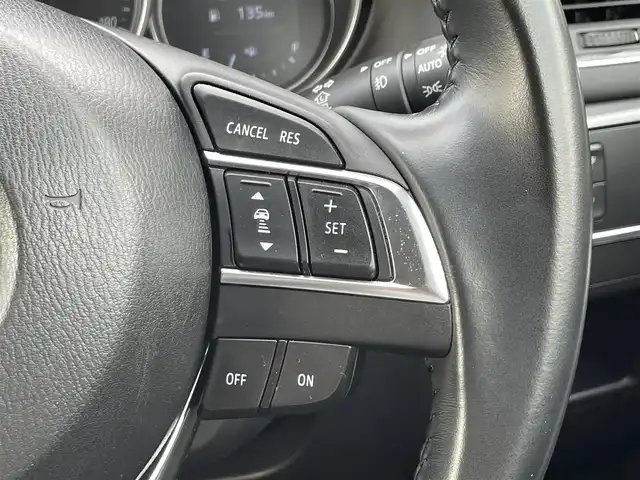 マツダ ＣＸ－５ XD Lパッケージ 滋賀県 2016(平28)年 3.7万km クリスタルホワイトパールマイカ 禁煙車/純正ナビ/（BT/CD/DVD/AUX/フルセグ）/バック・サイドカメラ/前後ドライブレコーダー/ビルトインETC/シートヒーター/フロントエアロ/衝突被害軽減ブレーキ/レーンキープアシスト/レーダークルーズコントロール/本革シート/パワーシート/メモリシート/オートエアコン/アイドリングストップ/コーナーセンサー/ステアリングスイッチ/電動パーキング/オートライト/電動格納ミラー/フォグランプ/MT付AT