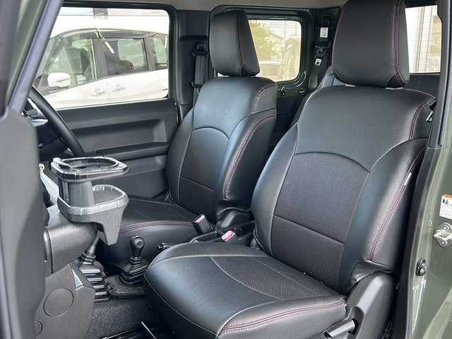 スズキ ジムニー XG 兵庫県 2020(令2)年 2.6万km ジャングルグリーン 1オーナー/禁煙車/デジタルインナーミラー（ドラレコ・Bカメラ機能付）/合皮シートカバー/Ｂｌｕｅｔｏｏｔｈ接続可能オーディオ：ＭＶＨ－６６００　/ＵＳＢ入力端子/純正AW/社外マフラー/社外フロントバンパー/社外リアバンパー/社外フロントグリル/社外マット/純正バイザー/保証書/取扱説明書/記録簿R5