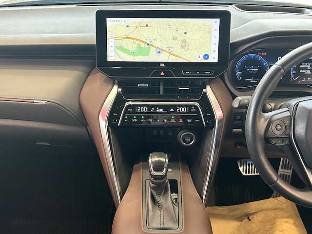 トヨタ ハリアー Z レザーパッケージ 埼玉県 2023(令5)年 3万km ブラック トヨタセーフティセンス/純正12.3インチナビ/　　CD/DVD/フルセグ/USB/Miracast/バックカメラ/パワーバックドア/レーダークルーズコントロール/LEDオートライト/レザーシート/シートヒーター/純正19インチアルミホイール/ステアリングヒーター/コーナーセンサー/アイドリングストップ/ビルトインETC2.0