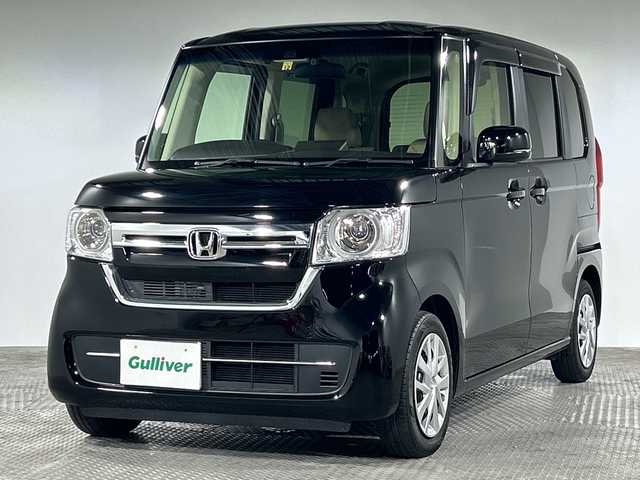 ホンダ Ｎ ＢＯＸ L ターボ 神奈川県 2022(令4)年 1.3万km クリスタルブラックパール 純正7インチナビ【VXM-224VFi】/AM　FM フルセグ　Bluetooth　CD　DVD/バックカメラ/両側パワースライドドア/ホンダセンシング/衝突軽減ブレーキ（CMBS）/誤発進抑制機能/歩行者事故低減ステアリング/路外逸脱抑制機能/渋滞追従機能付きアダプティブクルーズコントロール（ACC）/近距離衝突軽減ブレーキ/急アクセル抑制機能/車線維持支援システム（LKAS）/先行車発進お知らせ機能/標識認識機能/パーキングセンサーシステム/シートヒーター/ビルトインETC/純正フロアマット/ステアリングリモコン/プッシュスタート/LEDヘッドライト/オートライト/オートマチックハイビーム/純正14インチアルミホイール/純正ドアバイザー/スマートキー