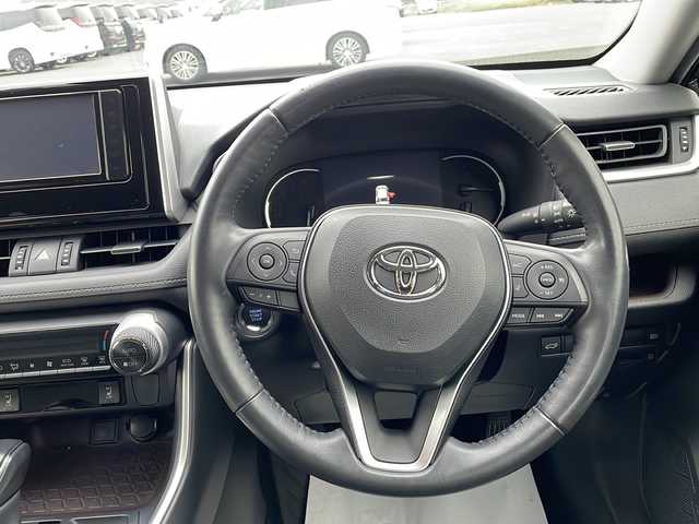 トヨタ ＲＡＶ４ G Zパッケージ 岩手県 2019(令1)年 2.6万km アティチュードブラックマイカ トヨタセーフティセンス/純正SDナビ/電動リアゲート/デジタルインナーミラー/フルセグTV/純正オーディオ/バックカメラ/ETC2.0/前後ドライブレコーダー/レーダークルーズコントロール/衝突被害軽減ブレーキ/レーンキープアシスト/横滑り防止装置/D席パワーシート/シートヒーター/オートライト/オートハイビーム/LEDヘッドライト/フォグランプ/スマートキー/プッシュスタート/電動格納ミラー/純正19インチAW