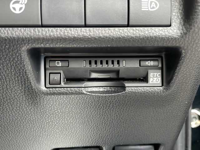 トヨタ ＲＡＶ４ G Zパッケージ 岩手県 2019(令1)年 2.6万km アティチュードブラックマイカ トヨタセーフティセンス/純正SDナビ/電動リアゲート/デジタルインナーミラー/フルセグTV/純正オーディオ/バックカメラ/ETC2.0/前後ドライブレコーダー/レーダークルーズコントロール/衝突被害軽減ブレーキ/レーンキープアシスト/横滑り防止装置/D席パワーシート/シートヒーター/オートライト/オートハイビーム/LEDヘッドライト/フォグランプ/スマートキー/プッシュスタート/電動格納ミラー/純正19インチAW