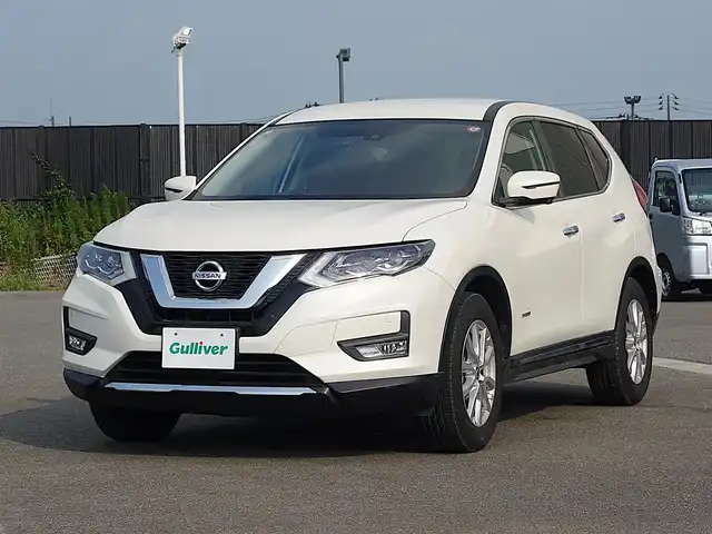 日産 エクストレイル ハイブリッド 20Xi 山形県 2018(平30)年 8.7万km ブリリアントホワイトパール 4WD/衝突被害軽減システム/純正SDナビ/　　【CD BT フルセグ USB AUX】/アラウンドビューモニター/電動リアゲート/レーダークルーズコントロール/LEDオートヘッドライト/純正17インチアルミホイール/ドライブレコーダー/アイドリングストップ/コーナーセンサー/ステアリングスイッチ/電動格納ウィンカーミラー/フォグランプ/インテリジェントルームミラー/インテリジェントキー/ETC