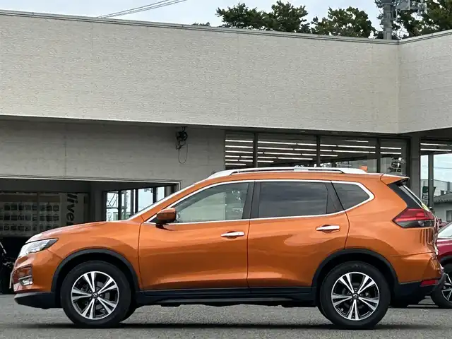 日産 エクストレイル 20X 宮城県 2018(平30)年 12.9万km プレミアムコロナオレンジ ３６０°カメラ//純正ＳＤナビ（フルセグＴＶ、ＳＤ、ＦＭ、ＡＭ、ＢＴ、ＣＤ、ＤＶＤ）//純正ＡＷ//純正フロアマット//スペアタイヤ//デジタルインナーミラー//パワーバックドア//ヒーテッドドアミラー//ダウンヒルアシスト//スマートキー//プッシュスタート