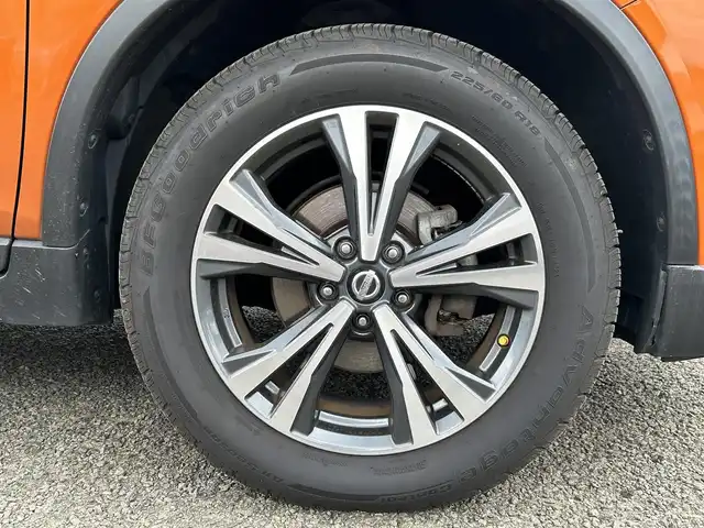 日産 エクストレイル 20X 宮城県 2018(平30)年 12.9万km プレミアムコロナオレンジ ３６０°カメラ//純正ＳＤナビ（フルセグＴＶ、ＳＤ、ＦＭ、ＡＭ、ＢＴ、ＣＤ、ＤＶＤ）//純正ＡＷ//純正フロアマット//スペアタイヤ//デジタルインナーミラー//パワーバックドア//ヒーテッドドアミラー//ダウンヒルアシスト//スマートキー//プッシュスタート