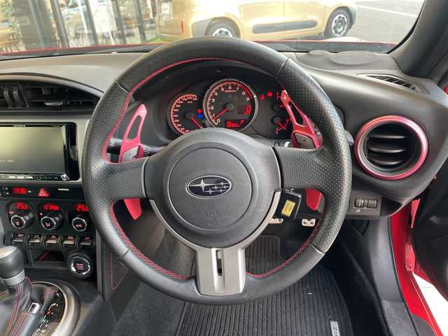 スバル ＢＲＺ S 愛知県 2012(平24)年 5.1万km ライトニングレッド STIエアロパーツ/純正ナビ/シートヒーター/バックカメラ/純正アルミホイール/LEDヘッドライト/パドルシフト/ETC/スマートキー/プッシュスタート