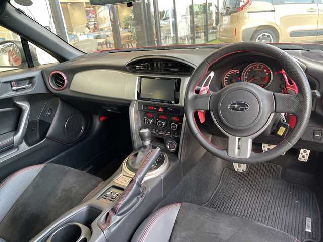 スバル ＢＲＺ S 愛知県 2012(平24)年 5.1万km ライトニングレッド STIエアロパーツ/純正ナビ/シートヒーター/バックカメラ/純正アルミホイール/LEDヘッドライト/パドルシフト/ETC/スマートキー/プッシュスタート