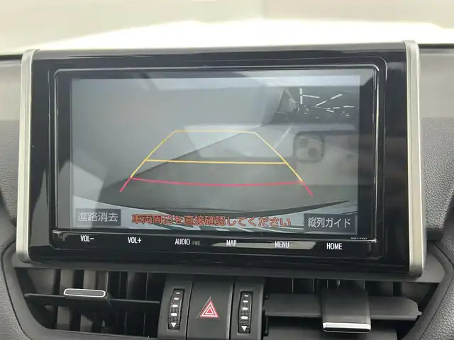 トヨタ ＲＡＶ４ ハイブリッドG 道央・札幌 2020(令2)年 7.2万km ホワイトパールクリスタルシャイン ・４WD/・サンルーフ/・純正SDナビゲーション/　CD/DVD/SD/BT/フルセグ/・バックカメラ/・純正ビルトインETC/・純正前方録画ドライブレコーダー/・パワーバックドア/・レーダークルーズコントロール/・前後コーナーセンサー/・レーンキープアシスト/・プリクラッシュセーフティ/・横滑り防止装置/・オートブレーキホールド/・オートライト/・アダプティブハイビーム/・LEDヘッドライト/・運転席メモリーパワーシート/・レザーシート/・前席シートヒーター/・ステアリングヒーター/・スマートキー/・プッシュスタート/・MTモード付AT/・スペアキー1本/・純正フロアマット/・純正AW18インチ/・フロントフォグランプ/・ドアバイザー/・電動格納ウィンカーミラー