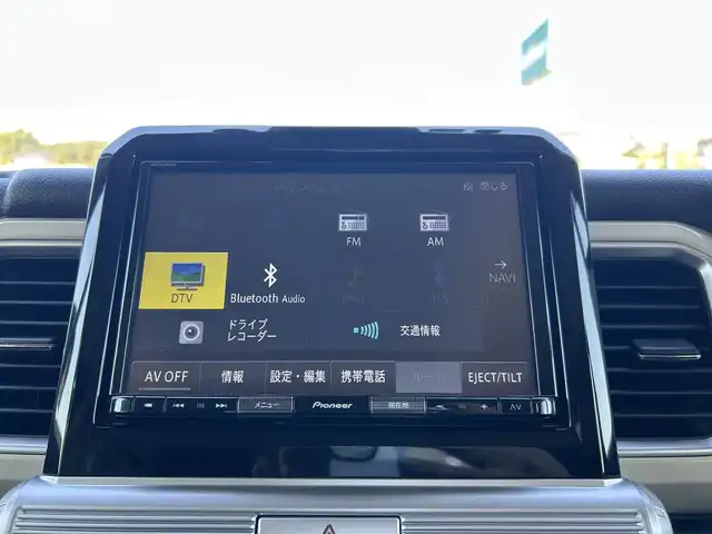 スズキ クロスビー HYBRID MZ 岡山県 2020(令2)年 5.6万km ミネラルグレーメタリック 3トーンコーディネート 純正8インチナビ　AVIC-RLS901II/フルセグTV、CD、DVD、Blluetooth、AM、FM/全周囲カメラ/クルーズコントロール/ビルトインETC/ドライブレコーダー/LEDヘッドライト/コーナーセンサー/セーフティーサポート/ビルトインETC/純正フロアマット/純正アルミホイール