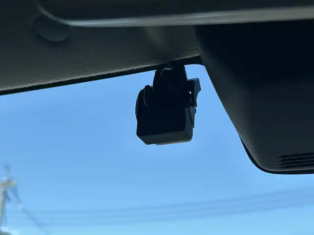 スズキ クロスビー HYBRID MZ 岡山県 2020(令2)年 5.6万km ミネラルグレーメタリック 3トーンコーディネート 純正8インチナビ　AVIC-RLS901II/フルセグTV、CD、DVD、Blluetooth、AM、FM/全周囲カメラ/クルーズコントロール/ビルトインETC/ドライブレコーダー/LEDヘッドライト/コーナーセンサー/セーフティーサポート/ビルトインETC/純正フロアマット/純正アルミホイール