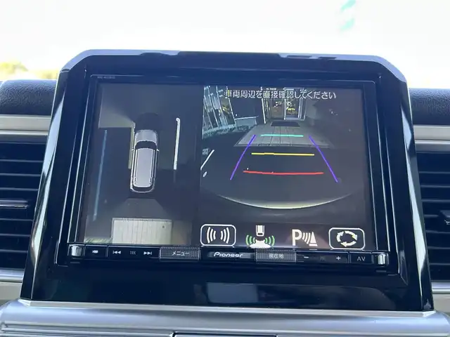 スズキ クロスビー HYBRID MZ 岡山県 2020(令2)年 5.6万km ミネラルグレーメタリック 3トーンコーディネート 純正8インチナビ　AVIC-RLS901II/フルセグTV、CD、DVD、Blluetooth、AM、FM/全周囲カメラ/クルーズコントロール/ビルトインETC/ドライブレコーダー/LEDヘッドライト/コーナーセンサー/セーフティーサポート/ビルトインETC/純正フロアマット/純正アルミホイール