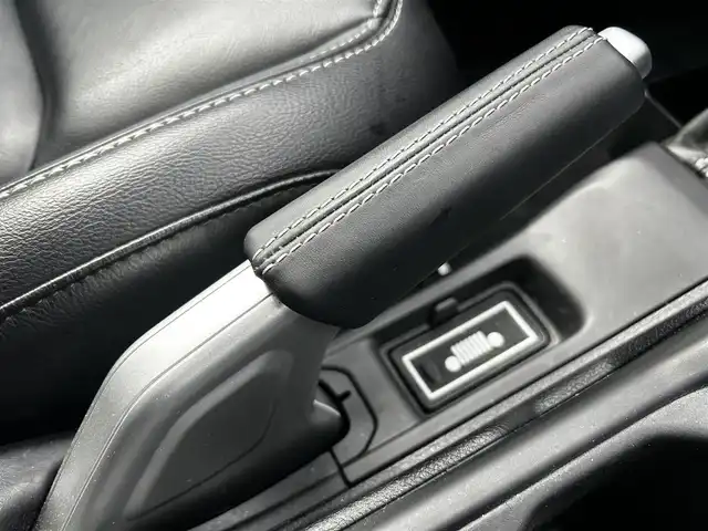 クライスラー・ジープ ジープ ラングラー アンリミテッド サハラ 福島県 2020(令2)年 3.1万km ブライトホワイト 純正8.4インチU-conectナビ/AppleCarPlay対応/アルパインスピーカー/フルセグTV/B/F/Sカメラ/リフトアップ（純正サス車載）/アダプティブクルーズコントロール/前後ドライブレコーダー/ステアリングヒーター/黒レザーシート/クリアランスソナー/シートヒーター/ブラインドスポットモニター/社外4本出しマフラー/社外ステップ/ブロックタイヤ（MONSTA）/LEDヘッドライト/オートライト/プッシュスタート/スマートキー/ETC2.0/取扱説明書/保証書