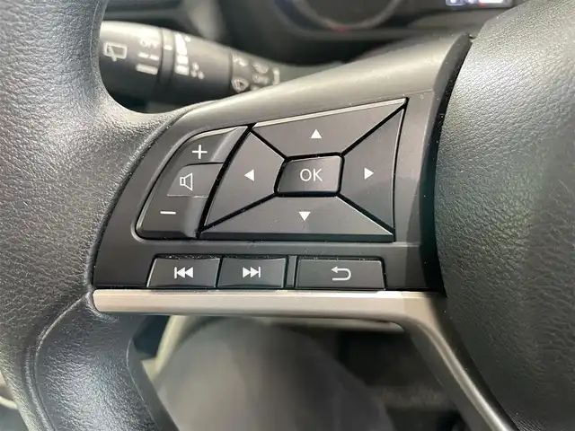 日産 ルークス X 鹿児島県 2021(令3)年 5.6万km スターリングシルバーM 禁煙　/ナビ（AM/FM/CD/Bluetooth）　/全方位カメラ　/インテリジェントエマージェンシーブレーキ　/○レーンキープアシスト　/○踏み間違い防止機能/○ふらつき警報/○先行者発進お知らせ機能/横滑り防止機能　/片側パワースライドドア　/前後コーナーセンサー　/前方ドライブレコーダー　/ＥＴＣ　/オートライト/フロアマット