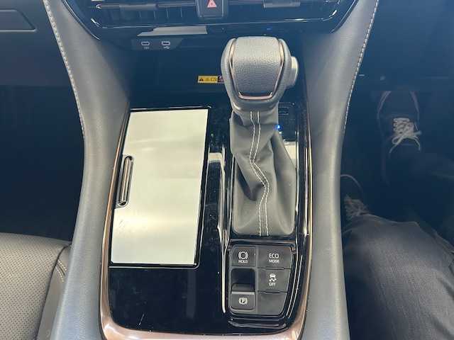 トヨタ アルファード Z 宮城県 2025(令7)年 0.9万km ブラック ワンオーナー/左右独立ムーンルーフ/デジタルインナーミラー/ユニバーサルステップ/アドバンストパーク/純正メモリーナビ/AM/FM/USB/Bluetooth/Toyota Safety Sense/・PCS(プリクラッシュセーフティ)/・LDA(レーンディパーチャーアラート)/・BSM(ブラインドスポットモニター)/・オートマチックハイビーム/・レーダークルーズコントロール/運転支援システム/・ロードサインアシスト/・リヤクロストラフィックアラート/・後方車両接近告知/・安心降車アシスト/・周辺車両接近時サポート/・クリアランスソナー/・ブレーキホールド/フルセグTV/全方位カメラ/バックカメラ/ビルトインETC2.0/デジタルインナーミラー/両側パワースライドドア/パワーバックドア/ステアリングスイッチ/レザーシート/パワーシート/メモリーシート/シートヒーター/エアーシート/オットマン/プッシュスタート/スマートキー/スペアキー/純正18インチAW付き夏タイヤ/（225/60/R18）/純正LEDヘッドライト/電動格納ミラー/ウインカーミラー/置くだけ携帯充電