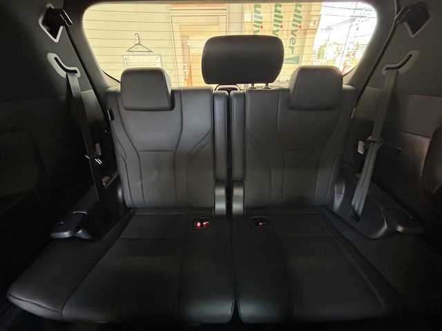 トヨタ アルファード Z 宮城県 2025(令7)年 0.9万km ブラック ワンオーナー/左右独立ムーンルーフ/デジタルインナーミラー/ユニバーサルステップ/アドバンストパーク/純正メモリーナビ/AM/FM/USB/Bluetooth/Toyota Safety Sense/・PCS(プリクラッシュセーフティ)/・LDA(レーンディパーチャーアラート)/・BSM(ブラインドスポットモニター)/・オートマチックハイビーム/・レーダークルーズコントロール/運転支援システム/・ロードサインアシスト/・リヤクロストラフィックアラート/・後方車両接近告知/・安心降車アシスト/・周辺車両接近時サポート/・クリアランスソナー/・ブレーキホールド/フルセグTV/全方位カメラ/バックカメラ/ビルトインETC2.0/デジタルインナーミラー/両側パワースライドドア/パワーバックドア/ステアリングスイッチ/レザーシート/パワーシート/メモリーシート/シートヒーター/エアーシート/オットマン/プッシュスタート/スマートキー/スペアキー/純正18インチAW付き夏タイヤ/（225/60/R18）/純正LEDヘッドライト/電動格納ミラー/ウインカーミラー/置くだけ携帯充電