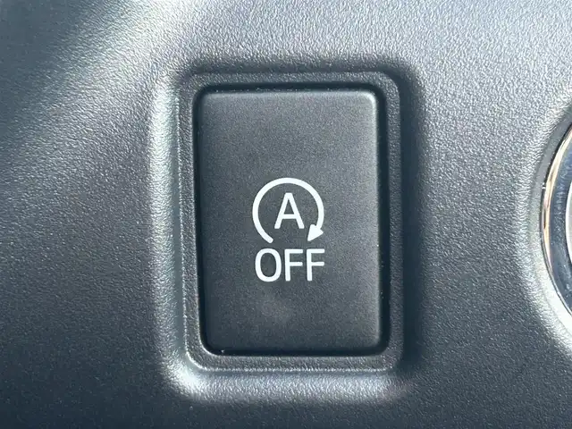 トヨタ ヴォクシー ZS GRスポーツ 奈良県 2020(令2)年 6.5万km ホワイトパールクリスタルシャイン 登録時走行距離64751km/純正10インチナビ/フルセグTV(AM.FM.CD.DVD.TV.BT)/純正フリップダウンモニター/両側パワースライドドア/バックカメラ/ETC/ドライブレコーダー/シートヒーター/クリアランスソナー/衝突軽減ブレーキ/横滑り防止装置/クルーズコントロール(追従走行なし)/車線逸脱警報（レーンキープアシスト）/オートライト/オートマチックハイビーム/アイドリングストップ/18インチ純正AW/純正フロアマット/ハーフレザーシート