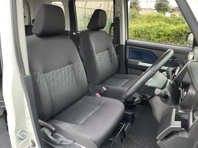 トヨタ タンク カスタムG－T 東京都 2019(平31)年 4.3万km パールホワイトⅢ 純正9型ナビ/フルセグTV/CD/DVD再生/シートヒーター/両側パワースライドドア/クルーズコントロール/ビルトインETC/ドライブレコーダー/衝突回避支援ブレーキ/車線逸脱警報機能/クリアランスソナー