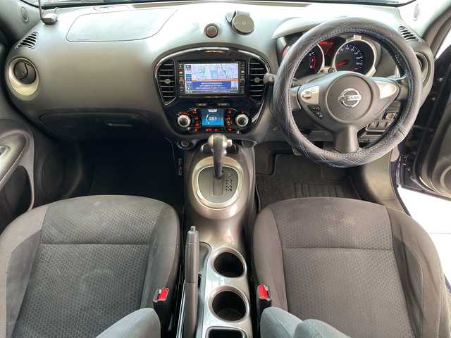 日産 ジューク 15RX Vセレクション 埼玉県 2016(平28)年 10万km アズライトブルー エマージェンシーブレーキ/純正ナビ/　　CD/BT/フルセグ/バックカメラ/純正17インチアルミホイール/ETC/スマートキー