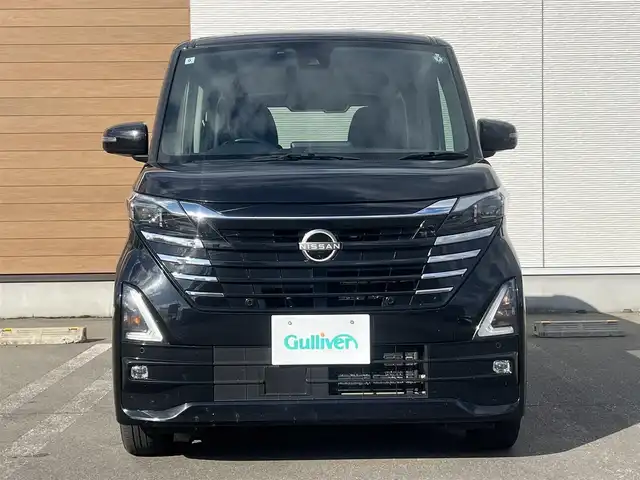 日産 ルークス HWS X プロパイロットED 秋田県 2023(令5)年 6.5万km ブラック ４WD/両側ハンズフリーオートスライドドア/衝突軽減システム/プロパイロット/LEDヘッドライト/純正メモリナビ（CD/BT/USB）/アラウンドビューモニター/日産純正１４インチアルミ（夏タイヤ装着）/スマートキー/アイドリングストップ/プッシュスタート/クルーズコントロール追従走行有/コーナーセンサー/ステアリングスイッチ/ステアリングヒーター/前席シートヒーター/ビルトインETC/デジタルインナーミラー/電動パーキングブレーキ/オートブレーキホールド機能/純正フロアマット/オートライト/オートエアコン/パワーステアリング/パワーウィンドウ/横滑り防止/盗難防止装置/寒冷地仕様/電動格納ウィンカーミラー/保証書/取扱説明書/記録簿/スペアキー×１