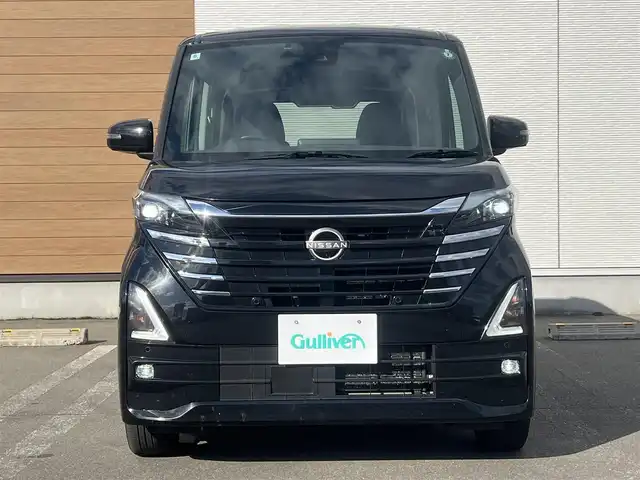 日産 ルークス HWS X プロパイロットED 秋田県 2023(令5)年 6.5万km ブラック ４WD/両側ハンズフリーオートスライドドア/衝突軽減システム/プロパイロット/LEDヘッドライト/純正メモリナビ（CD/BT/USB）/アラウンドビューモニター/日産純正１４インチアルミ（夏タイヤ装着）/スマートキー/アイドリングストップ/プッシュスタート/クルーズコントロール追従走行有/コーナーセンサー/ステアリングスイッチ/ステアリングヒーター/前席シートヒーター/ビルトインETC/デジタルインナーミラー/電動パーキングブレーキ/オートブレーキホールド機能/純正フロアマット/オートライト/オートエアコン/パワーステアリング/パワーウィンドウ/横滑り防止/盗難防止装置/寒冷地仕様/電動格納ウィンカーミラー/保証書/取扱説明書/記録簿/スペアキー×１