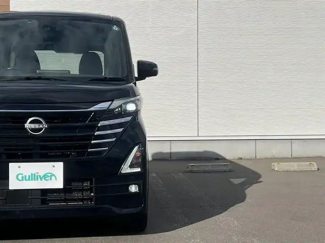 日産 ルークス HWS X プロパイロットED 秋田県 2023(令5)年 6.5万km ブラック ４WD/両側ハンズフリーオートスライドドア/衝突軽減システム/プロパイロット/LEDヘッドライト/純正メモリナビ（CD/BT/USB）/アラウンドビューモニター/日産純正１４インチアルミ（夏タイヤ装着）/スマートキー/アイドリングストップ/プッシュスタート/クルーズコントロール追従走行有/コーナーセンサー/ステアリングスイッチ/ステアリングヒーター/前席シートヒーター/ビルトインETC/デジタルインナーミラー/電動パーキングブレーキ/オートブレーキホールド機能/純正フロアマット/オートライト/オートエアコン/パワーステアリング/パワーウィンドウ/横滑り防止/盗難防止装置/寒冷地仕様/電動格納ウィンカーミラー/保証書/取扱説明書/記録簿/スペアキー×１