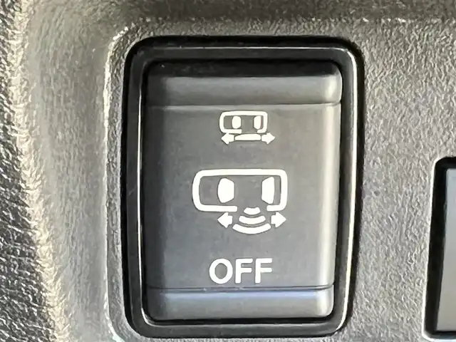 日産 ルークス HWS X プロパイロットED 秋田県 2023(令5)年 6.5万km ブラック ４WD/両側ハンズフリーオートスライドドア/衝突軽減システム/プロパイロット/LEDヘッドライト/純正メモリナビ（CD/BT/USB）/アラウンドビューモニター/日産純正１４インチアルミ（夏タイヤ装着）/スマートキー/アイドリングストップ/プッシュスタート/クルーズコントロール追従走行有/コーナーセンサー/ステアリングスイッチ/ステアリングヒーター/前席シートヒーター/ビルトインETC/デジタルインナーミラー/電動パーキングブレーキ/オートブレーキホールド機能/純正フロアマット/オートライト/オートエアコン/パワーステアリング/パワーウィンドウ/横滑り防止/盗難防止装置/寒冷地仕様/電動格納ウィンカーミラー/保証書/取扱説明書/記録簿/スペアキー×１