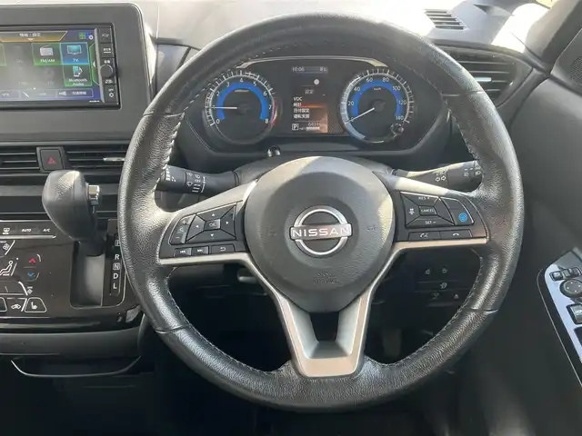 日産 ルークス HWS X プロパイロットED 秋田県 2023(令5)年 6.5万km ブラック ４WD/両側ハンズフリーオートスライドドア/衝突軽減システム/プロパイロット/LEDヘッドライト/純正メモリナビ（CD/BT/USB）/アラウンドビューモニター/日産純正１４インチアルミ（夏タイヤ装着）/スマートキー/アイドリングストップ/プッシュスタート/クルーズコントロール追従走行有/コーナーセンサー/ステアリングスイッチ/ステアリングヒーター/前席シートヒーター/ビルトインETC/デジタルインナーミラー/電動パーキングブレーキ/オートブレーキホールド機能/純正フロアマット/オートライト/オートエアコン/パワーステアリング/パワーウィンドウ/横滑り防止/盗難防止装置/寒冷地仕様/電動格納ウィンカーミラー/保証書/取扱説明書/記録簿/スペアキー×１