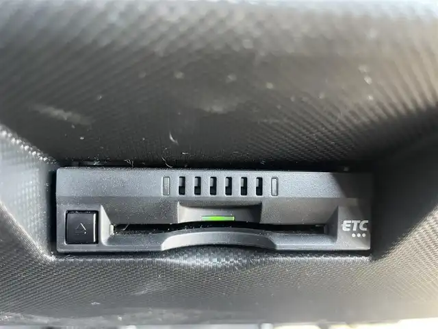 トヨタ ライズ Z 千葉県 2025(令7)年 0.8万km ブラックマイカメタリック スマートアシスト/・衝突軽減ブレーキ/レーンキープアシスト/・レーダークルーズコントロール/オートハイビーム/・クリアランスソナー/9インチディスプレイオーディオ/・フルセグ/BT/USB/カープレイ/バックカメラ/ステアリングスイッチ/ETC/シートヒーター(D/N席)/LEDヘッドライト/オートライト/フォグライト/スマートキー/プッシュスタート/フロアマット/純正17インチAW