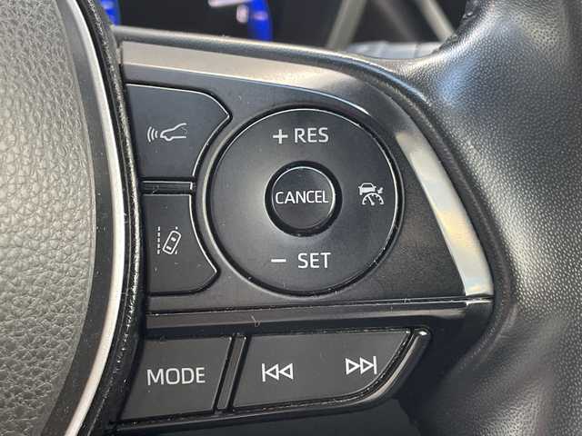 トヨタ カローラ クロス ハイブリッド Z 神奈川県 2022(令4)年 3.6万km アティチュードブラックマイカ ワンオーナー/プッシュスタート/ビルトインETC2.0/クルーズコントロール/プリクラッシュ/アラウンドビュー/車線逸脱防止装置/横滑り防止装置/前後ドライブレコーダー/コーナーセンサー/パワーシート/シートヒーター/パワーバックドア/電動格納ミラー/LEDライト、フォグライト/オートライト/オートハイビーム/USB端子