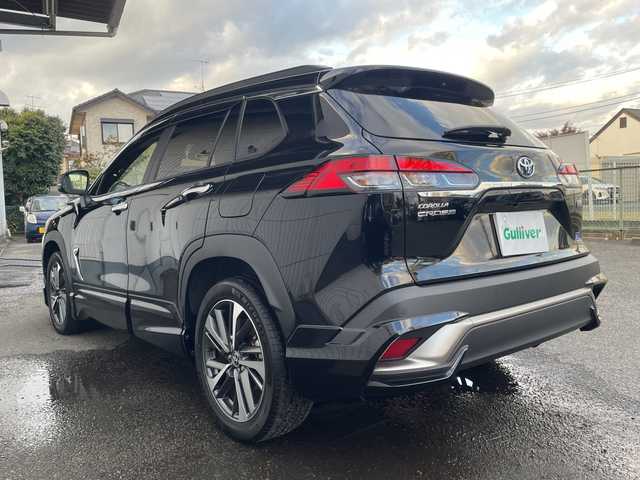 トヨタ カローラ クロス ハイブリッド Z 神奈川県 2022(令4)年 3.6万km アティチュードブラックマイカ ワンオーナー/プッシュスタート/ビルトインETC2.0/クルーズコントロール/プリクラッシュ/アラウンドビュー/車線逸脱防止装置/横滑り防止装置/前後ドライブレコーダー/コーナーセンサー/パワーシート/シートヒーター/パワーバックドア/電動格納ミラー/LEDライト、フォグライト/オートライト/オートハイビーム/USB端子