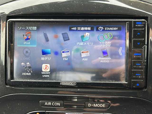 日産 ジューク 15RX 静岡県 2012(平24)年 10万km ホワイトパール 社外SDナビ/・CD/・DVD/・フルセグＴＶ/・Bluetooth/・AM/・FM/主要装備/・衝突軽減/・バックカメラ/・ETC/・純正フロアマット/・純正アルミホイール/・オートライト/・スマートキー/・プッシュスタート/・スペアキー1本/・オートエアコン/・革巻きステアリング/・Wエアバック