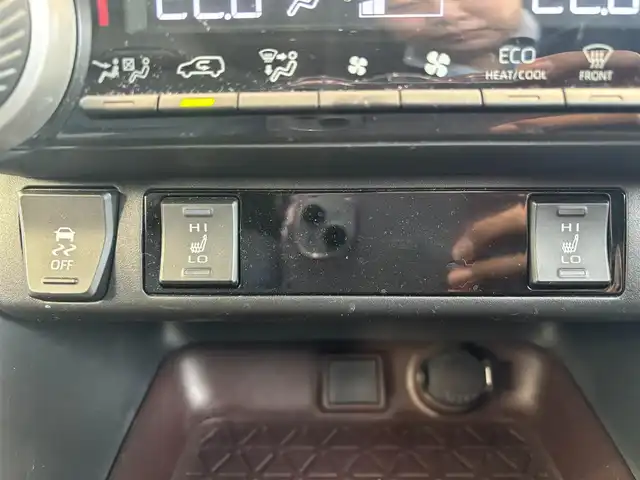トヨタ ＲＡＶ４ ハイブリットG 愛知県 2019(令1)年 7.1万km ホワイトパールクリスタルシャイン ワンオーナー/サンルーフ/4WD/バックカメラ/追従クルーズコントロール/モデリスタエアロ/純正ナビ/Bluetooth/DVD//フルセグTV/ETC/電動リアゲート/ドライブレコーダー/パワーシート/シートヒーター/前後コーナーセンサー/純正アルミホイール/純正フロアマット/オートマチックハイビーム/スペアキー