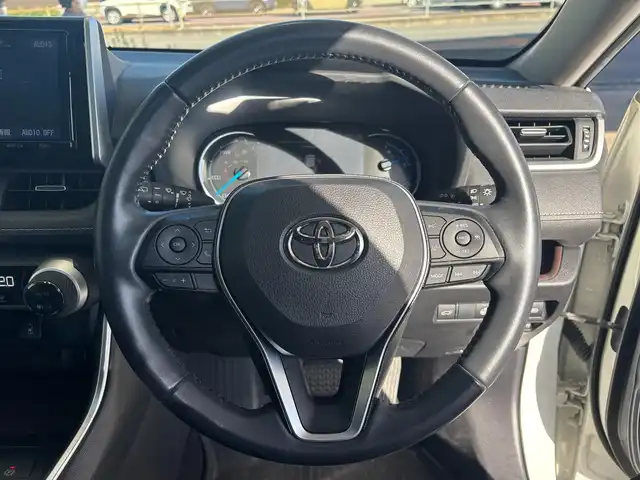 トヨタ ＲＡＶ４ ハイブリットG 愛知県 2019(令1)年 7.1万km ホワイトパールクリスタルシャイン ワンオーナー/サンルーフ/4WD/バックカメラ/追従クルーズコントロール/モデリスタエアロ/純正ナビ/Bluetooth/DVD//フルセグTV/ETC/電動リアゲート/ドライブレコーダー/パワーシート/シートヒーター/前後コーナーセンサー/純正アルミホイール/純正フロアマット/オートマチックハイビーム/スペアキー