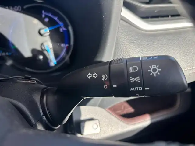 トヨタ ＲＡＶ４ ハイブリットG 愛知県 2019(令1)年 7.1万km ホワイトパールクリスタルシャイン ワンオーナー/サンルーフ/4WD/バックカメラ/追従クルーズコントロール/モデリスタエアロ/純正ナビ/Bluetooth/DVD//フルセグTV/ETC/電動リアゲート/ドライブレコーダー/パワーシート/シートヒーター/前後コーナーセンサー/純正アルミホイール/純正フロアマット/オートマチックハイビーム/スペアキー