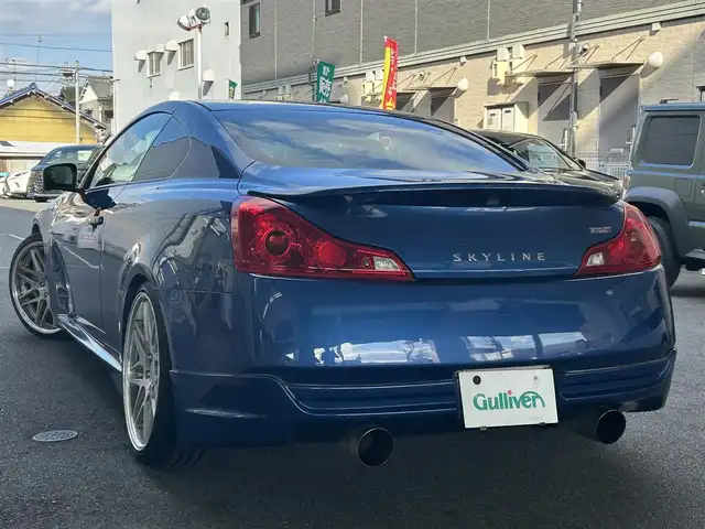 日産 スカイライン 370GT Type S 愛知県 2008(平20)年 6万km ファウンテンブルー 社外エアロ〈フロント／サイド／リア／リアアンダー〉/社外車高調/社外20インチAW〈work GNOSIS CV202〉/社外マフラー/純正メーカ―オプションHDDナビ/バックカメラ/ハーフレザーシート/前席パワーシート/HIDヘッドライト〈オート機能付〉/アクティブAFS/レザーステアリング/パドルシフト/純正アルミペダル