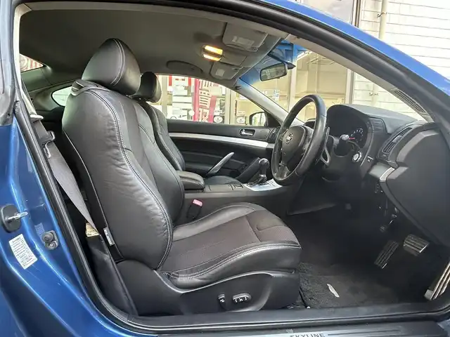 日産 スカイライン 370GT Type S 愛知県 2008(平20)年 6万km ファウンテンブルー 社外エアロ〈フロント／サイド／リア／リアアンダー〉/社外車高調/社外20インチAW〈work GNOSIS CV202〉/社外マフラー/純正メーカ―オプションHDDナビ/バックカメラ/ハーフレザーシート/前席パワーシート/HIDヘッドライト〈オート機能付〉/アクティブAFS/レザーステアリング/パドルシフト/純正アルミペダル